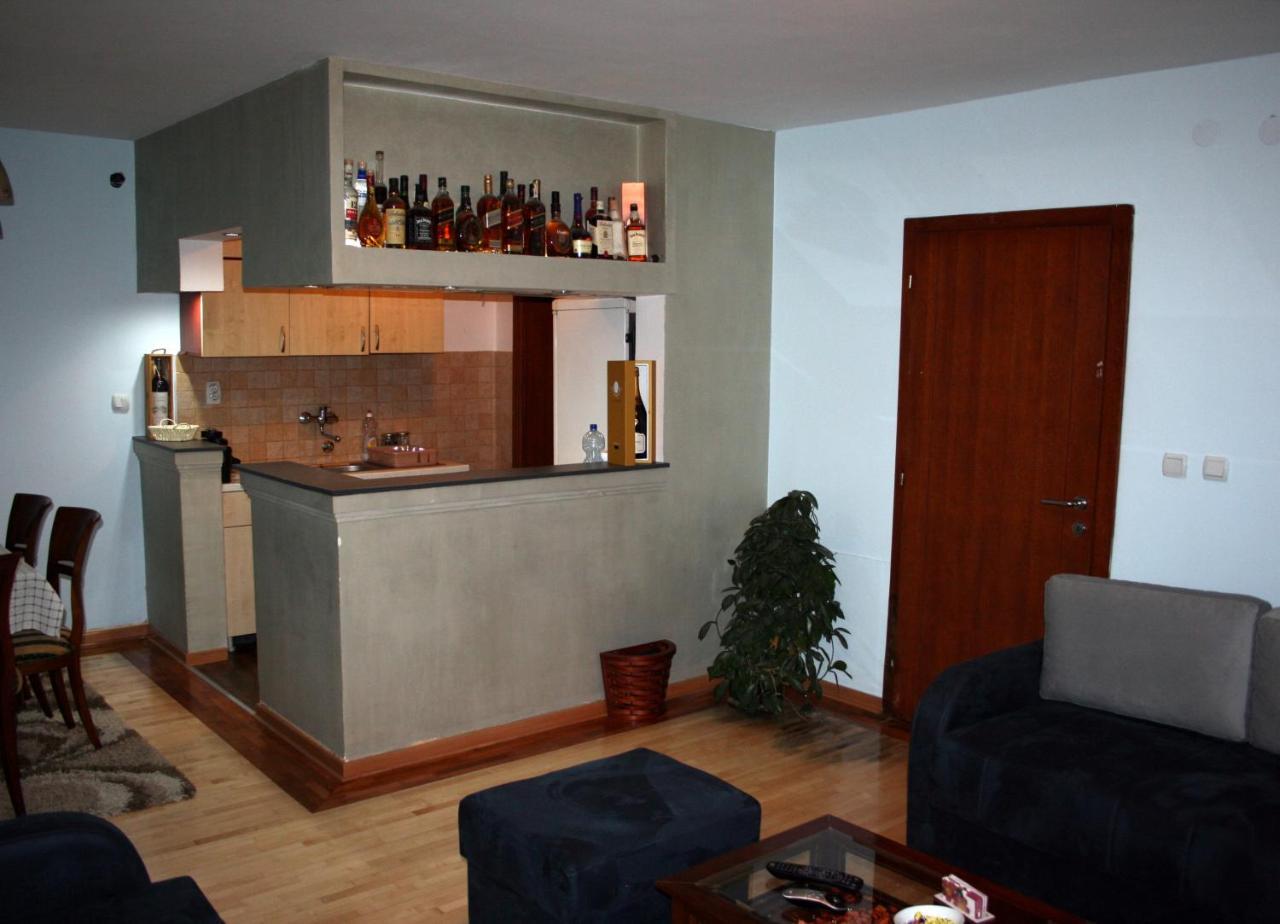 Appartement Fenix Cvetni Trg à Belgrade Extérieur photo